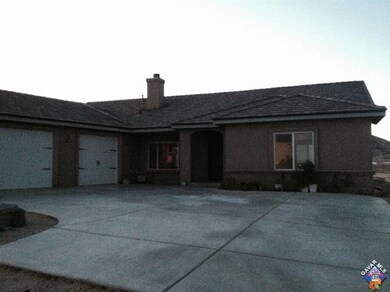 3637 66th St W, Rosamond, CA 93560 - photo 2