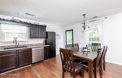 406 Lentz Ln, Mount Washington, KY 40047 - photo 7