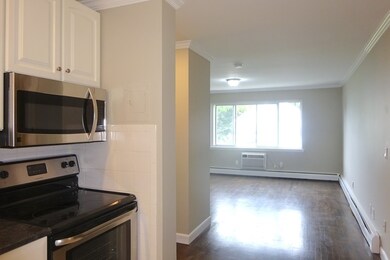 71 Oxford Ave unit 8, Cambridge, MA 02138 - photo 2
