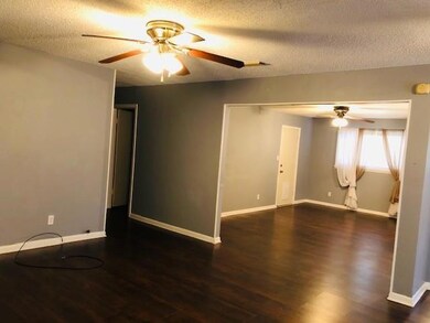 2013 N Main St, Bonham, TX 75418 - photo 3