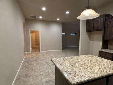 4502 Sapphire Ln, Granbury, TX 76049 - photo 3