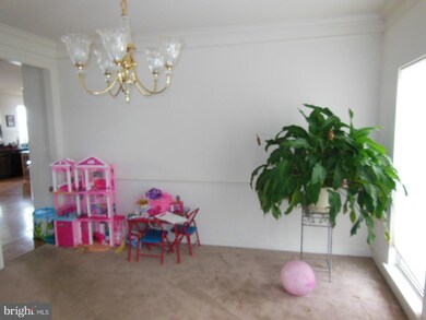 11301 Glen Dale Forest Rd, Glenn Dale, MD 20769 - photo 5