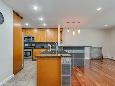 550 Chase Dr unit 14, Clarendon Hills, IL 60514 - photo 5