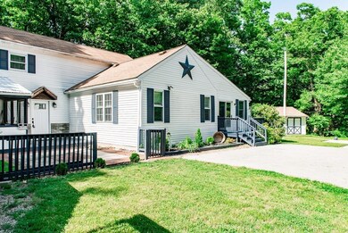 156 Dudley Rd, Oxford, MA 01540 - photo 2