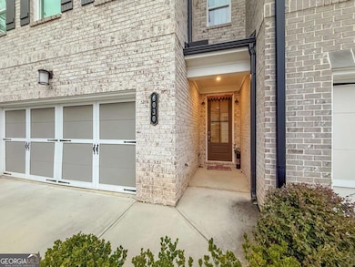 6030 Stella Dr, Alpharetta, GA 30004 - photo 2