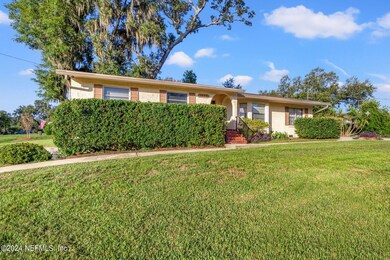 1604 Mount Vernon Dr, Jacksonville, FL 32210 - photo 2