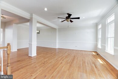 22570 Welborne Manor Square, Ashburn, VA 20148 - photo 5