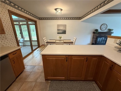 1924 Noble Dr, Eau Claire, WI 54703 - photo 7