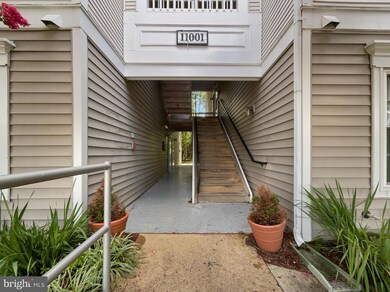 11001 Kinship Ct unit 303, Manassas, VA 20109 - photo 2