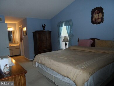 510 Amherst Cir, Perkasie, PA 18944 - photo 5