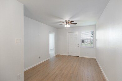 6325 Illinois St unit A, Houston, TX 77021 - photo 4
