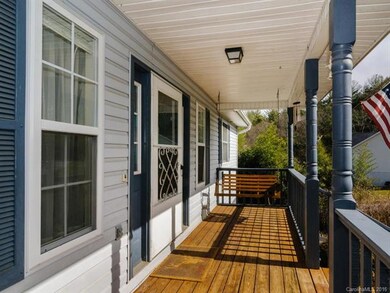 124 Serenity Cir, Hendersonville, NC 28792 - photo 2