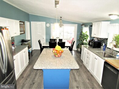 200 Boones Dr, Lothian, MD 20711 - photo 2