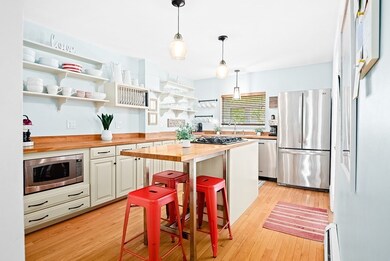 31 Olive St unit 31, Newburyport, MA 01950 - photo 3