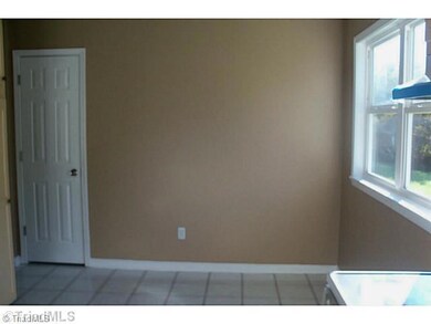 318 Northfield Dr, King, NC 27021 - photo 6