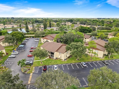 112 Lake Pine Cir unit A-2, Greenacres, FL 33463 - photo 2