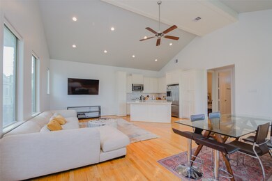 627 Rutland St unit 4, Houston, TX 77007 - photo 5