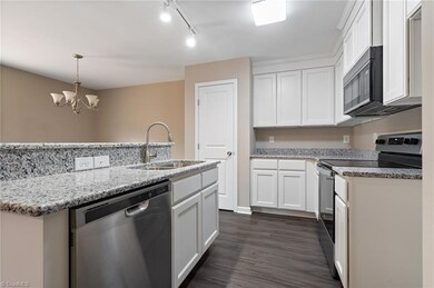 846 Berg St, Asheboro, NC 27203 - photo 6