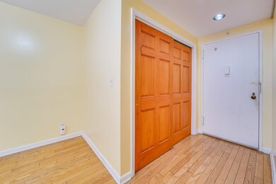 201 St Pauls Ave unit 2L, Jersey City, NJ 07306 - photo 3