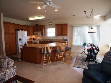 5009 Valley Stream Ln, Macungie, PA 18062 - photo 4