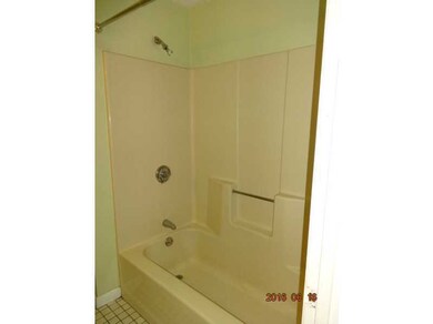 4 Village Ct unit 4C, West Warwick, RI 02893 - photo 5