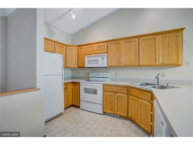 3-web-or-mls-Kitchen 1