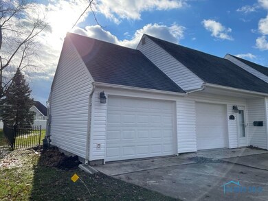 717 Fort Findlay Rd, Woodville, OH 43469 - photo 2