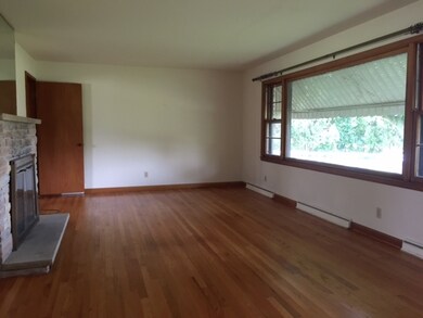 4724 Schneider Dr, Oregon, WI 53575 - photo 4