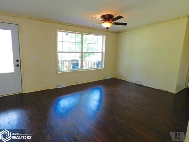 339 S Pine St, Fremont, IA 52561 - photo 5