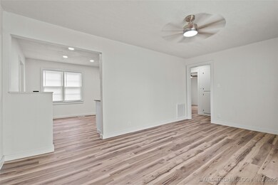 711 Cherry St, Ardmore, OK 73401 - photo 5