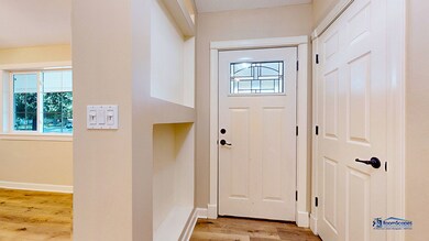 967 Cardiff Dr, Crystal Lake, IL 60014 - photo 2