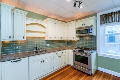 384 Riverway unit 3, Boston, MA 02115 - photo 2