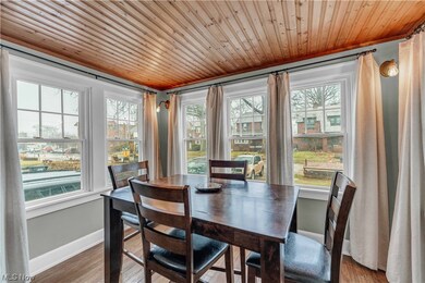 Sun Room toward front of the home