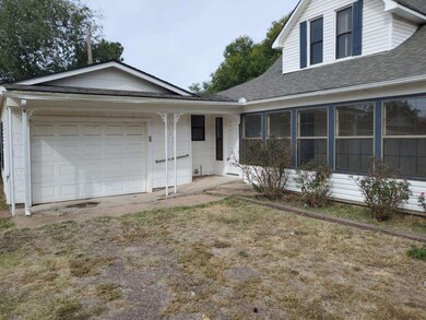 401 S 7th St, Cache, OK 73527 - photo 4