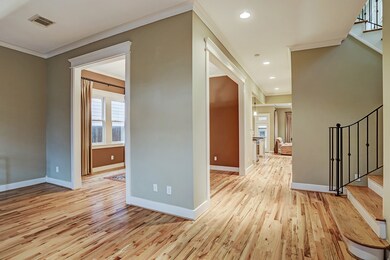 2002 Cortlandt St, Houston, TX 77008 - photo 5