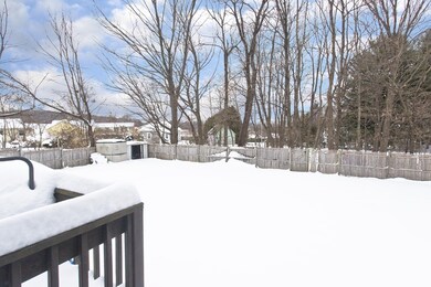 4 Crestwood St, Holyoke, MA 01040 - photo 7