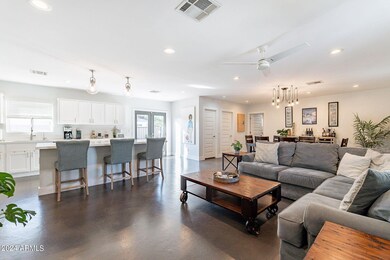 3822 N 36th St, Phoenix, AZ 85018 - photo 5