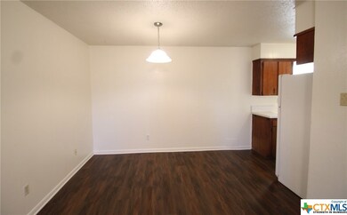 205 W Avenue A unit A, Copperas Cove, TX 76522 - photo 5