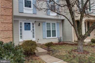 642 Concerto Ln, Silver Spring, MD 20901 - photo 2