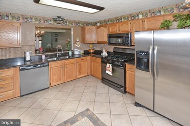 207 Healy Ct, Stafford, VA 22554 - photo 3