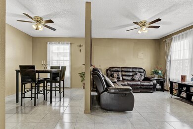 1022 Green Lilac Cir, El Paso, TX 79915 - photo 6