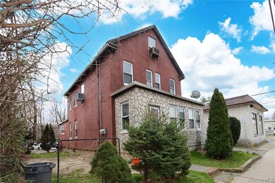 100 Steamboat Rd, Great Neck, NY 11024 - photo 6