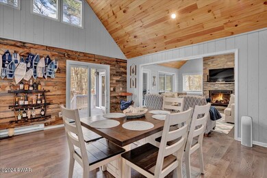 102 Hemlock Point Ct, Hawley, PA 18428 - photo 5