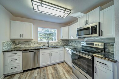 Danit Dollar Vista Real Estate