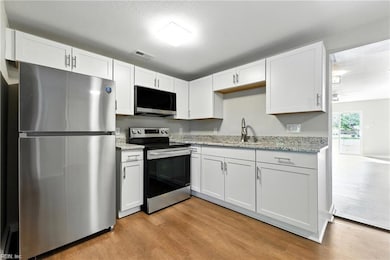 17317 Warwick Blvd, Newport News, VA 23603 - photo 7