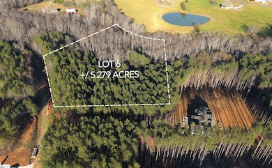 326 Thompson Rd, Taylors, SC 29687 - photo 3