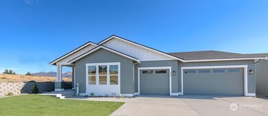 2092 Legacy Place SE, East Wenatchee, WA 98802 - photo 3