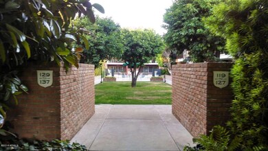 125A E Palm Ln unit a, Phoenix, AZ 85004 - photo 2