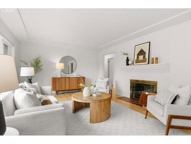 Living Room-Fireplace