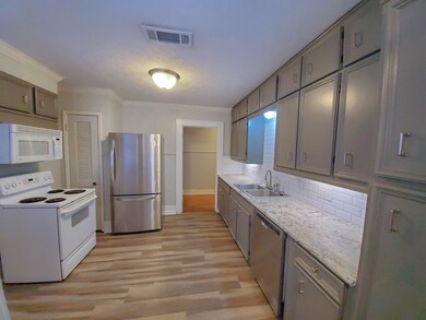 508 W Lang St unit 510, Alvin, TX 77511 - photo 5